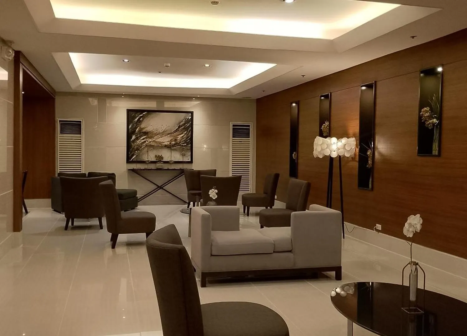 Joyvista Manor With Sunrise Balcony Free Wi-Fi Διαμέρισμα Μανίλα