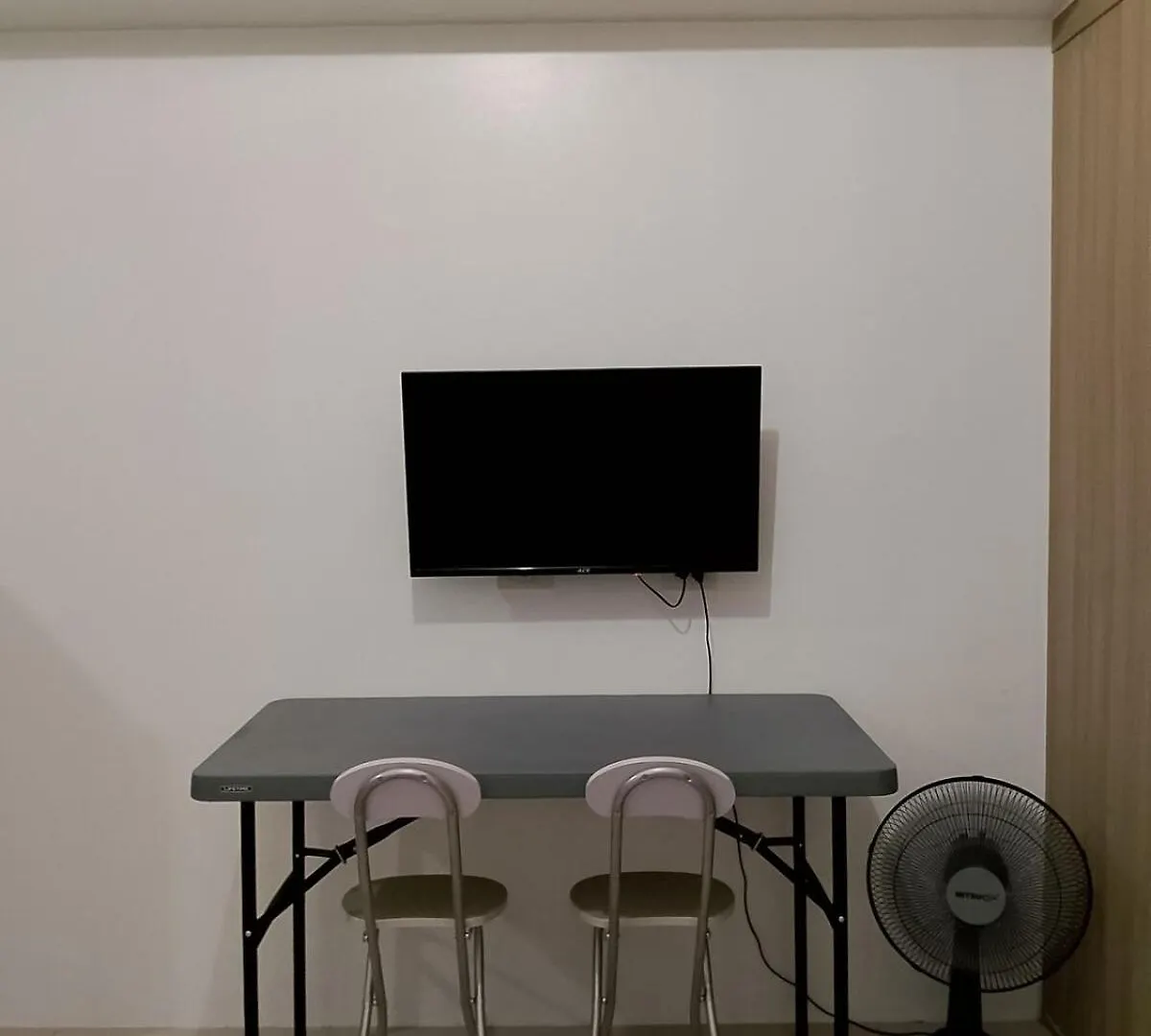 Joyvista Manor With Sunrise Balcony Free Wi-Fi Διαμέρισμα Μανίλα